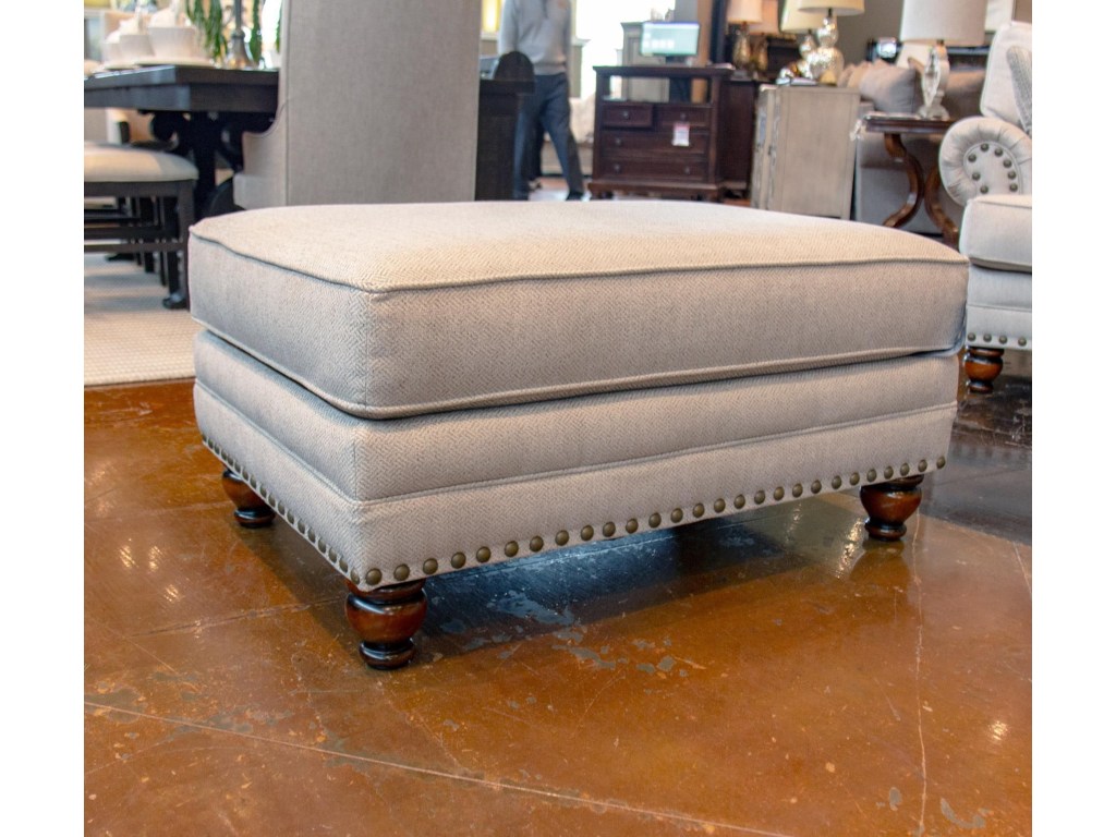 Ottoman Luxurious Ottoman Poufs A104 - Image 1