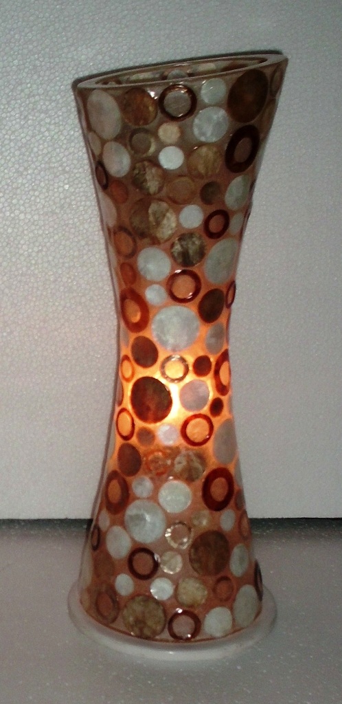 FFWT1932 Attractive Lamp L18 - Image 1