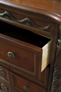 Beautiful Chests C07 - Image 6