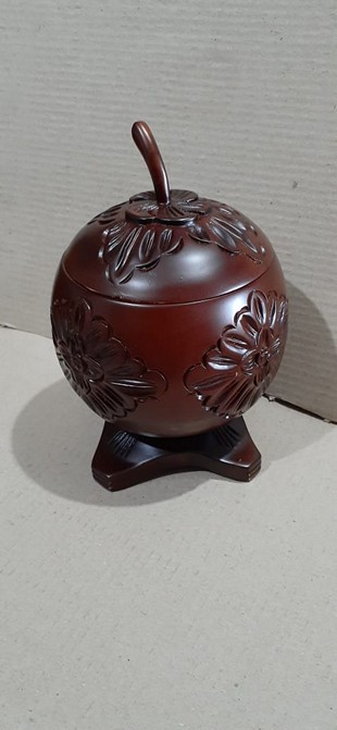 Handycraft 16 Handicraft Classic Luxury Sculpture - Image 1