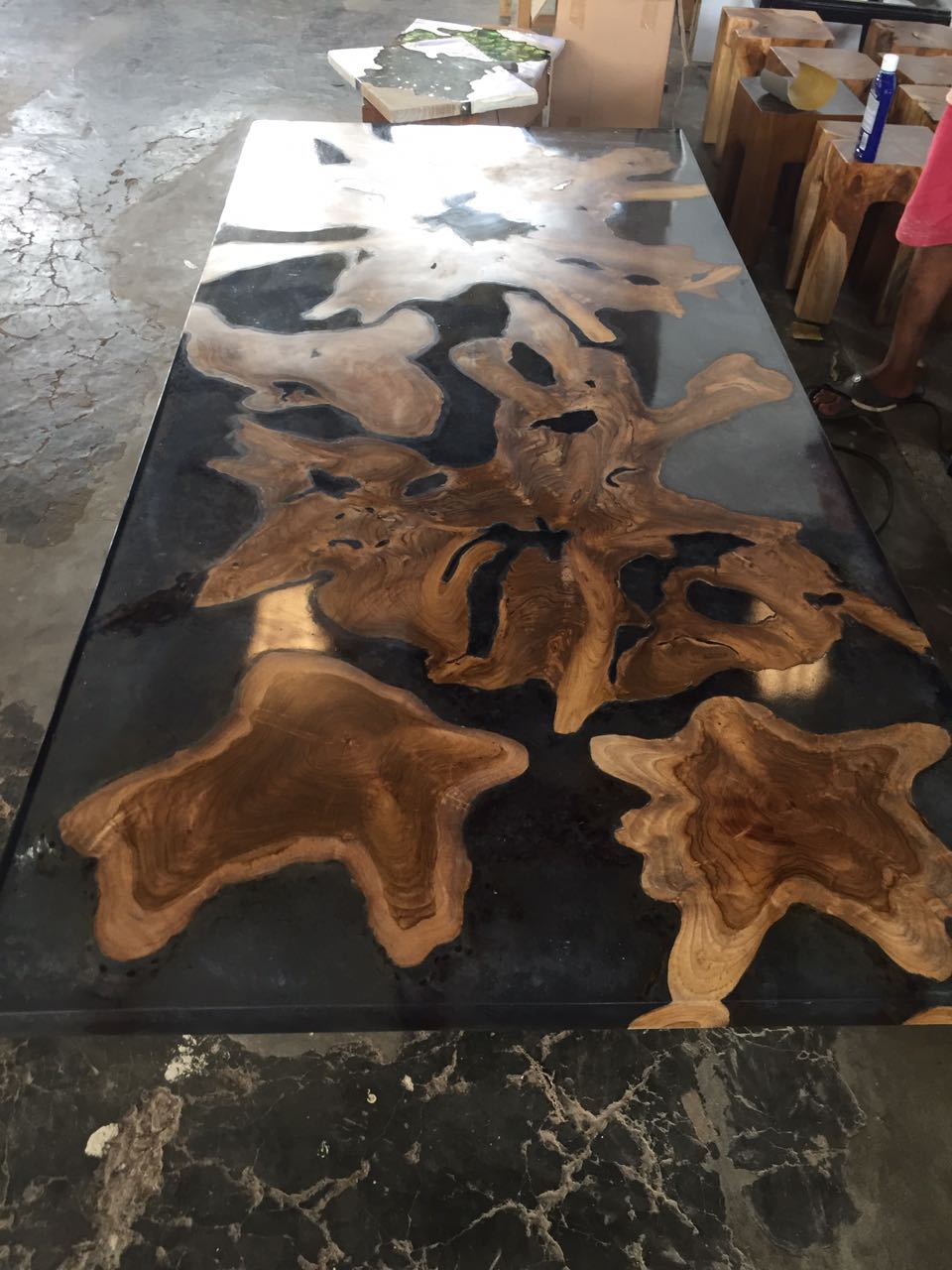 PHOTO-2018-09-13-13-26-28_1 Luxurious Resin A23 - Image 1
