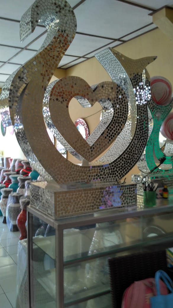 12 Lunavelle Table Lamp - Image 1