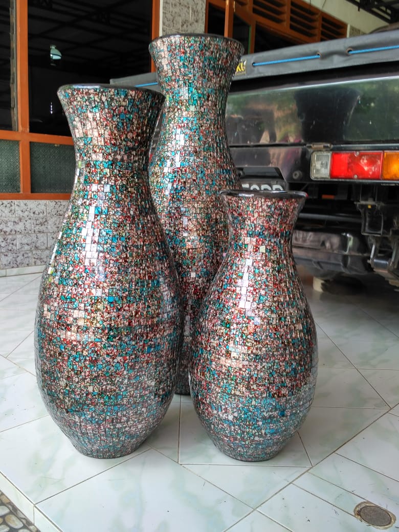 15 Calviero Decorative Jar - Image 1