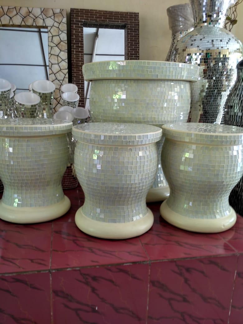 15 Seravelle Luxe Glass Table - Image 1