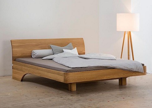 Bed 39 Stunning Bed 33 - Image 1